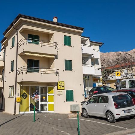 Apartments Happy Stay Center Baska Exterior photo